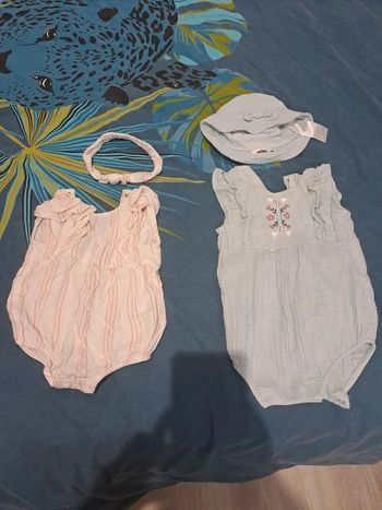 Lot ensemble bébé
