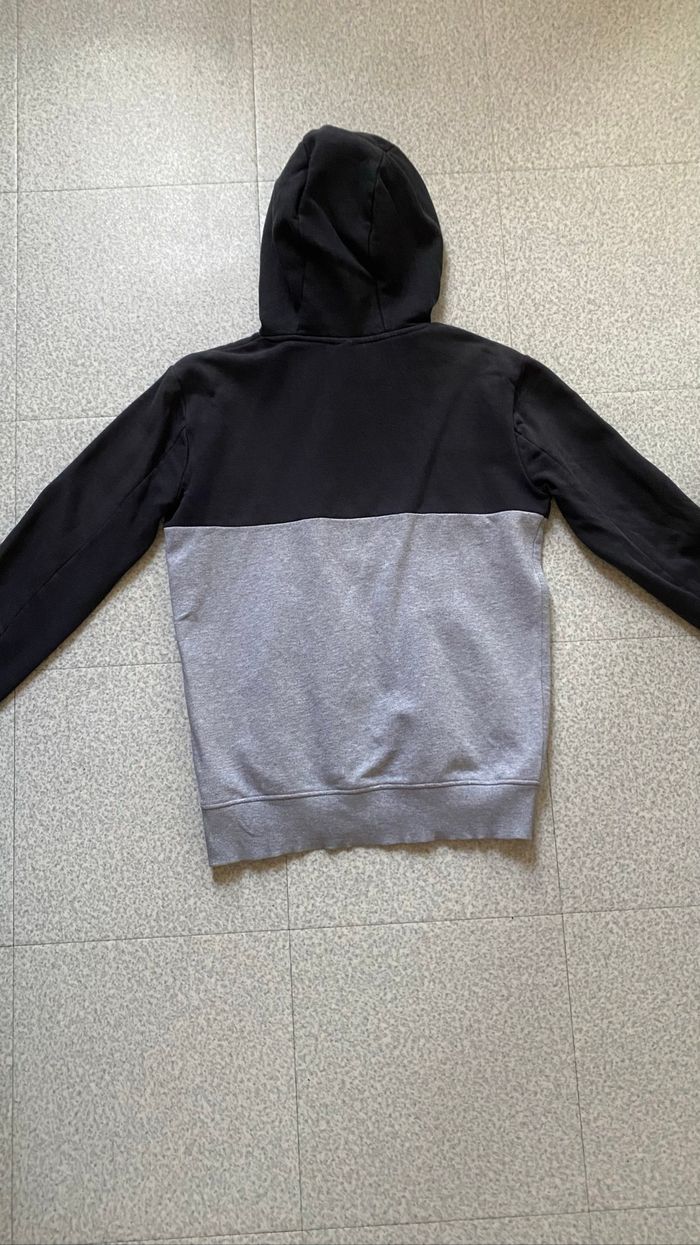 Pul Ellesse - photo numéro 3