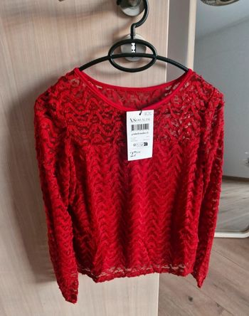 Blouse en dentelle rouge Grain de Malice