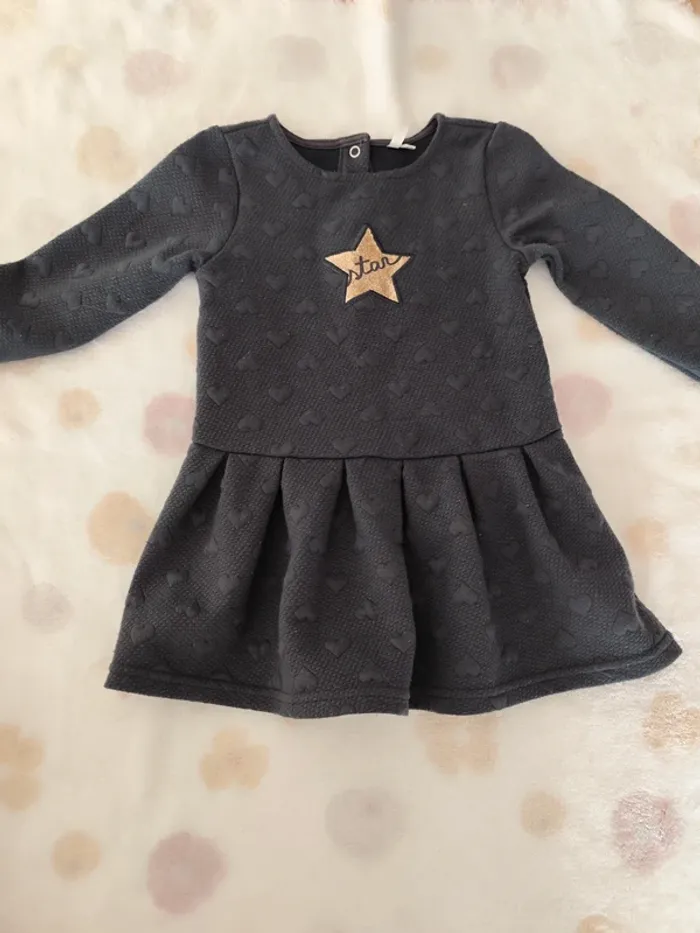 Robe 24 mois