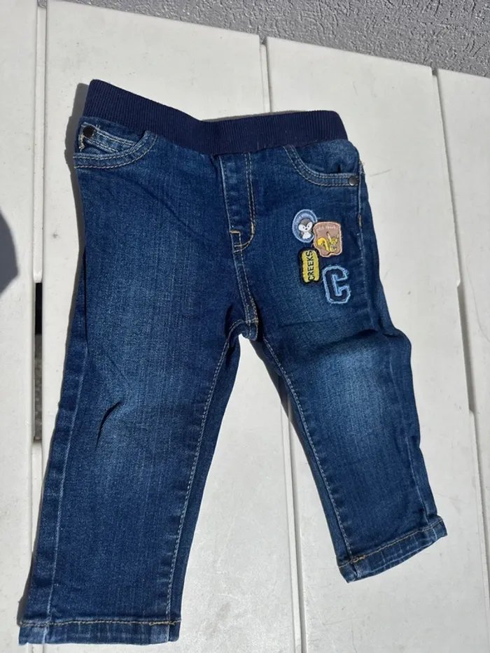 Jeans creeks taille 12 mois