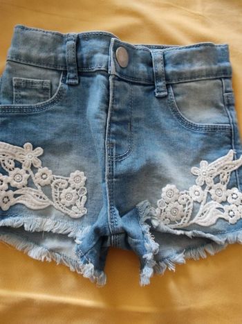 Short bébé fille