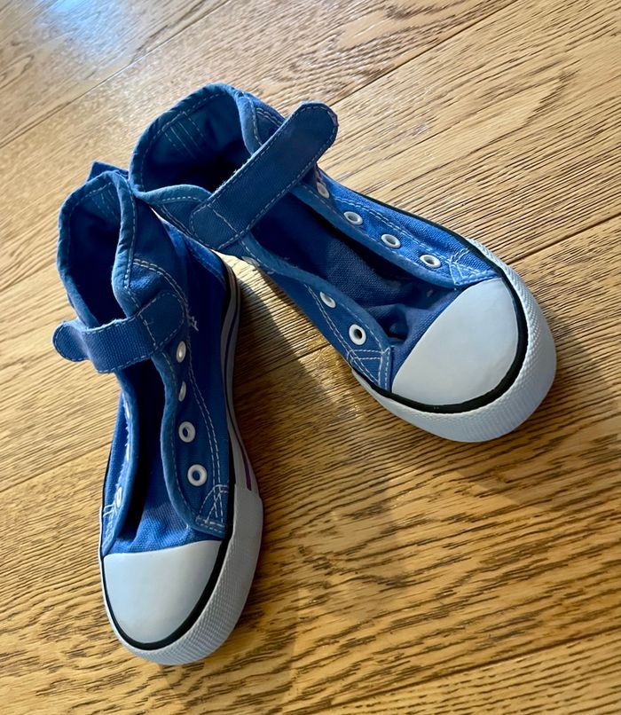 Chaussures 30 - photo numéro 2