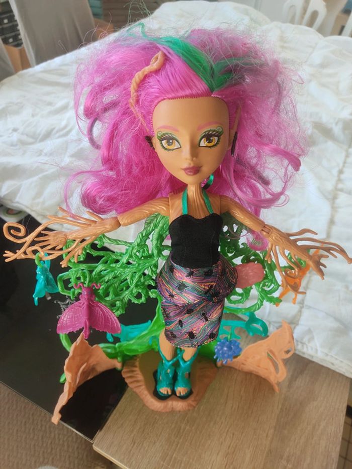 Monster high treesa thornwillow - photo numéro 2