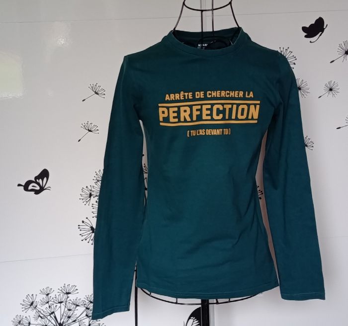 Lot de 2 tee-shirts à manches longues. Taille 12 ans (144-155 cm) - photo numéro 6