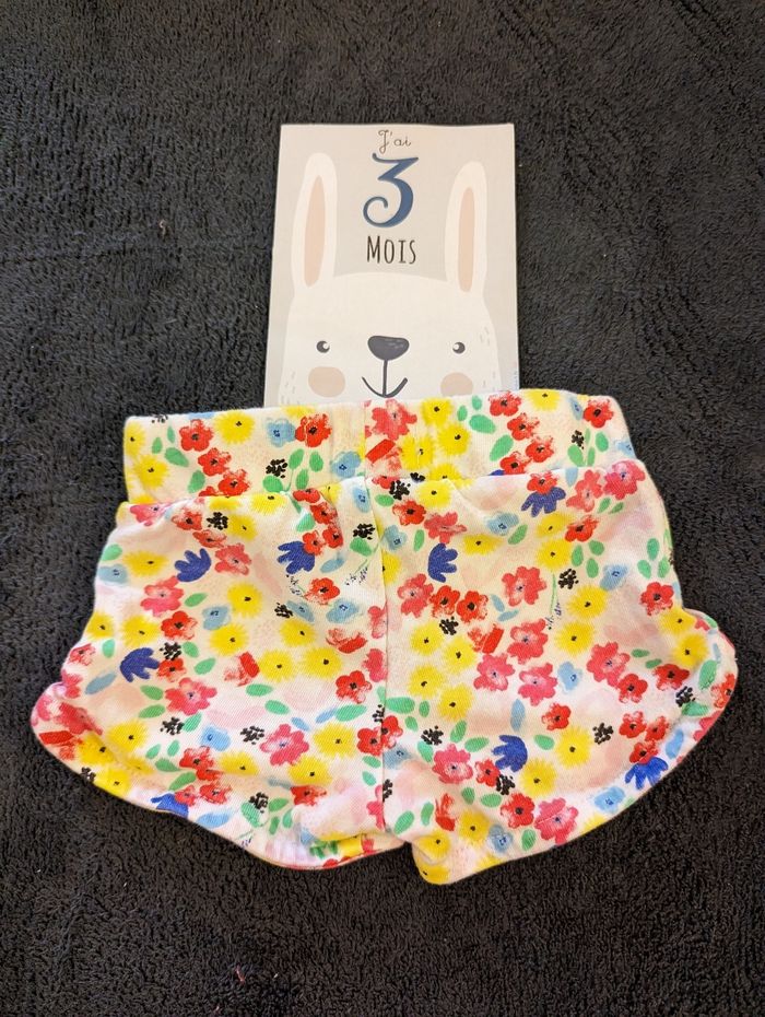 Short Primark 0-3mois - photo numéro 3
