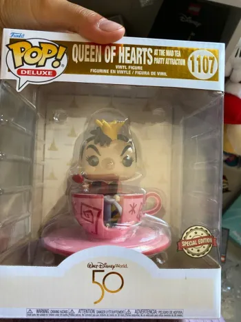 Funko pop disney reine de coeur 1107