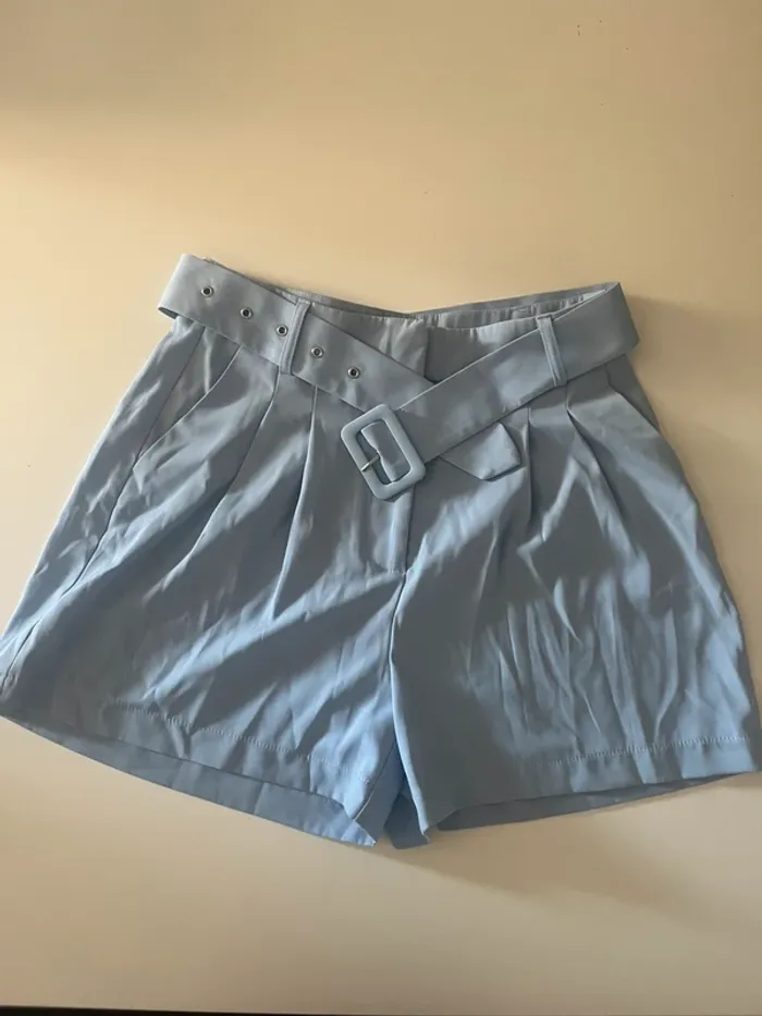 Short habille taille haute avec ceinture - Neuf - Taille 40 🦋