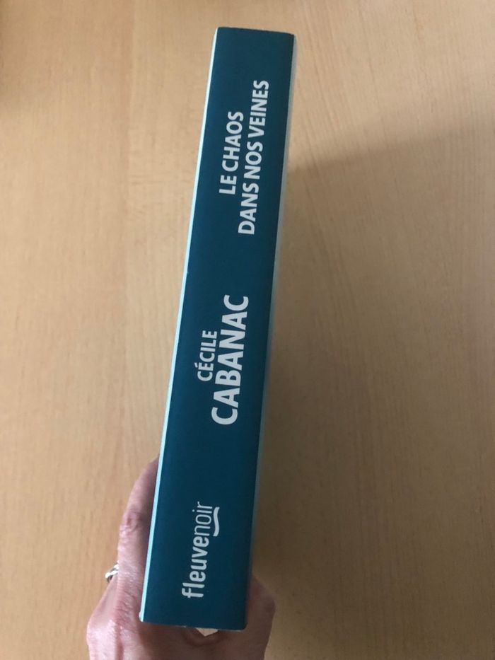 Livre broché « Le chaos dans les veines » - photo numéro 3