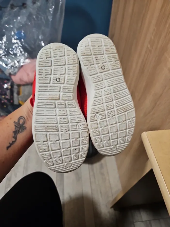 Chaussures garçons T.27 - photo numéro 3