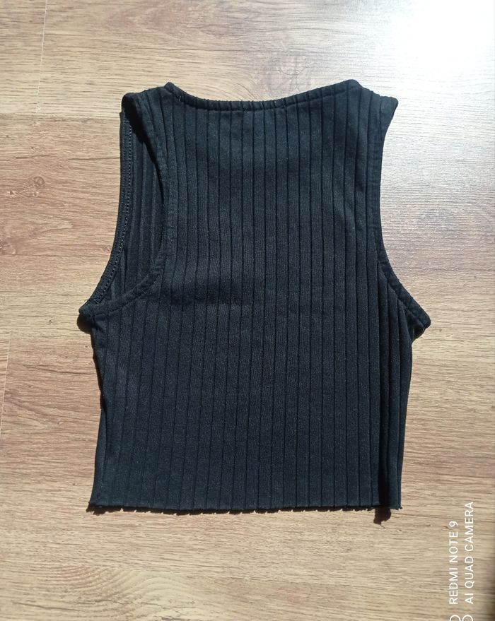 Haut côtelé crop top noir, Jennyfer, taille XS (34) - photo numéro 4
