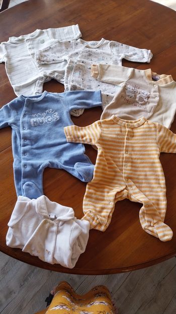 Lot de 14 vêtements