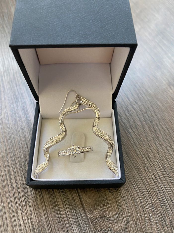 Parure boucle d’oreilles / Bague