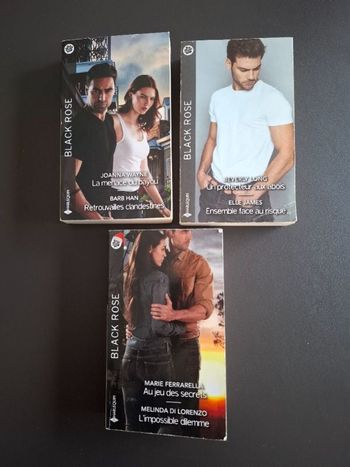 Lot de 3 livres Harlequin collection Black Rose en bon état