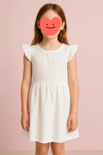 Robe neuve Benetton lin et coton blanche 10a 11a