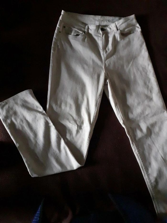 Jean slim fit beige taille 38 en parfait état - photo numéro 5