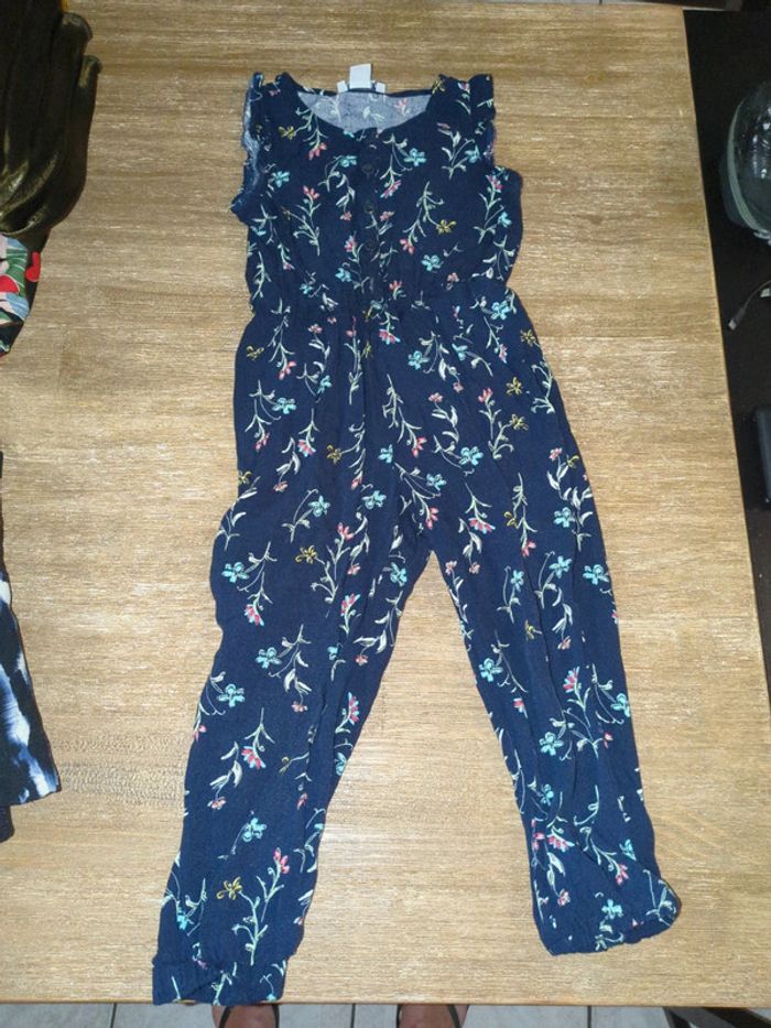 Combinaison combi pantalon fleurs Primark 4 - 5  ans bleu marine
