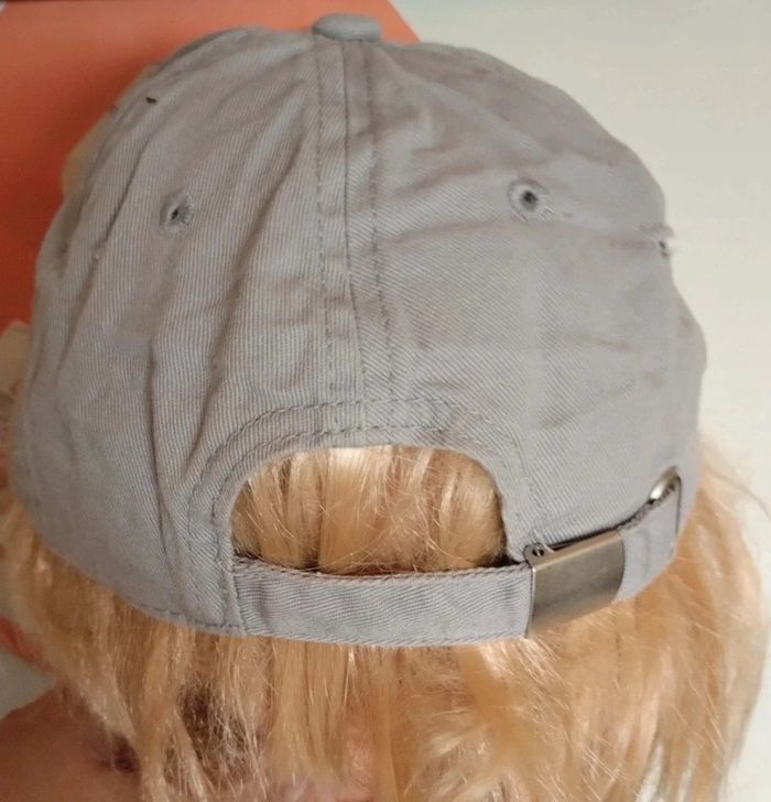 Casquette - photo numéro 4