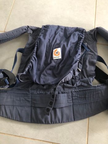 Porte-bébé ergonomique