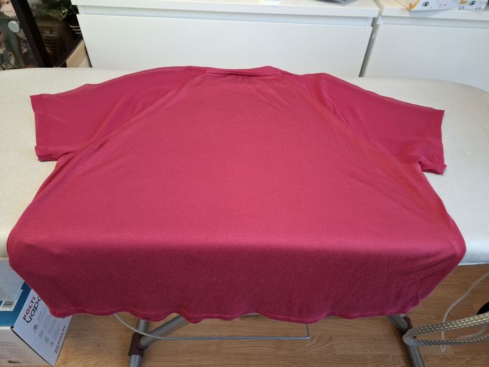 Beau tee-shirt femme C&A XL framboise neuf et étiqueté - photo numéro 6
