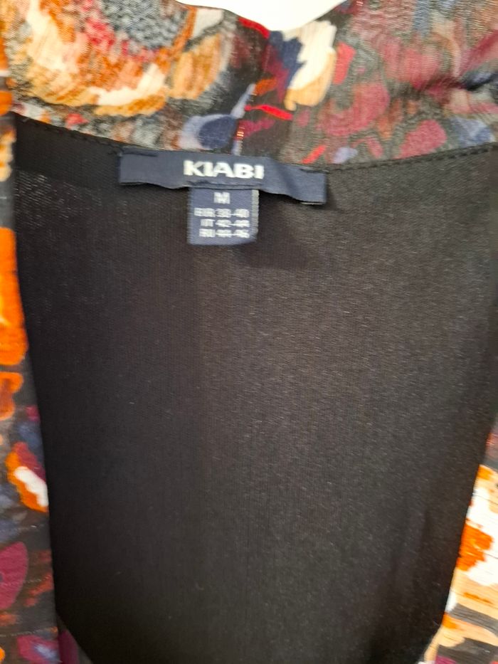Blouse chemise kiabi taille 38 en très bon état - photo numéro 3