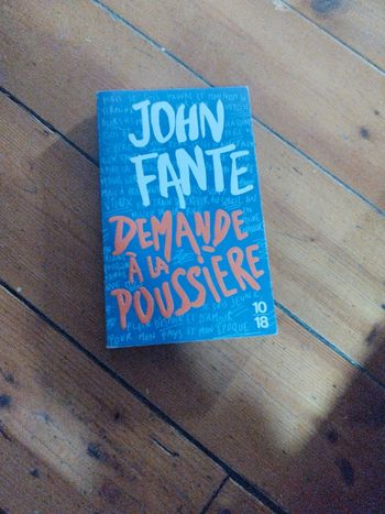 Demande à la poussière