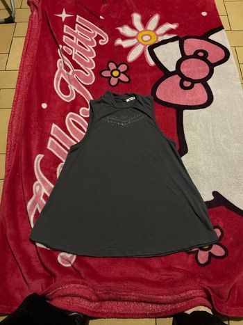 Haut Sans manches gris Ardene