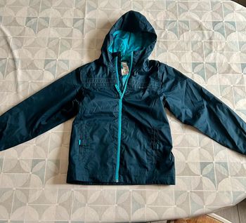 Veste coupe vent garçon - 12 ans - Queshua - en très bon état