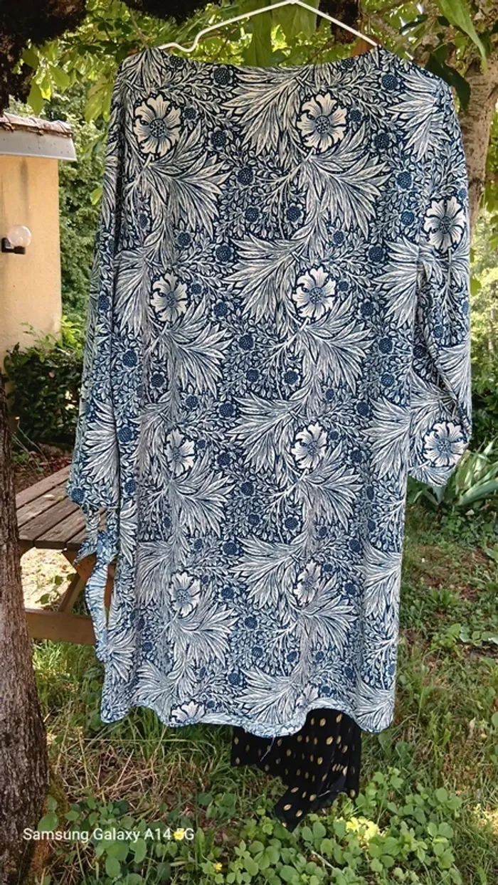 Robe fluide H&M bleue et blanc - photo numéro 2