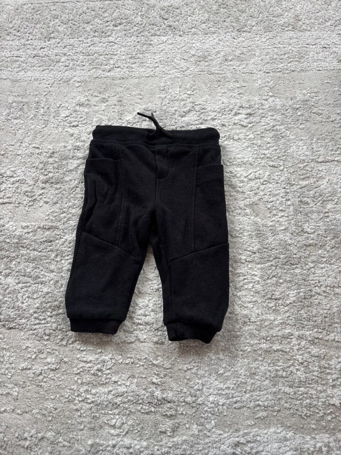 Pantalon noir jogging 6 mois