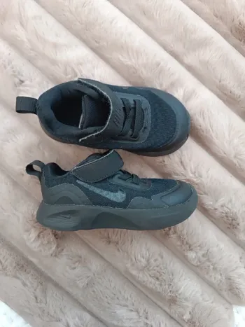 🔸 Baskets Noires Nike Enfant 22🔸