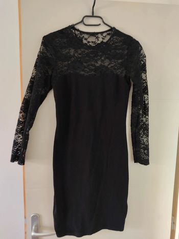 Robe noire H&M
