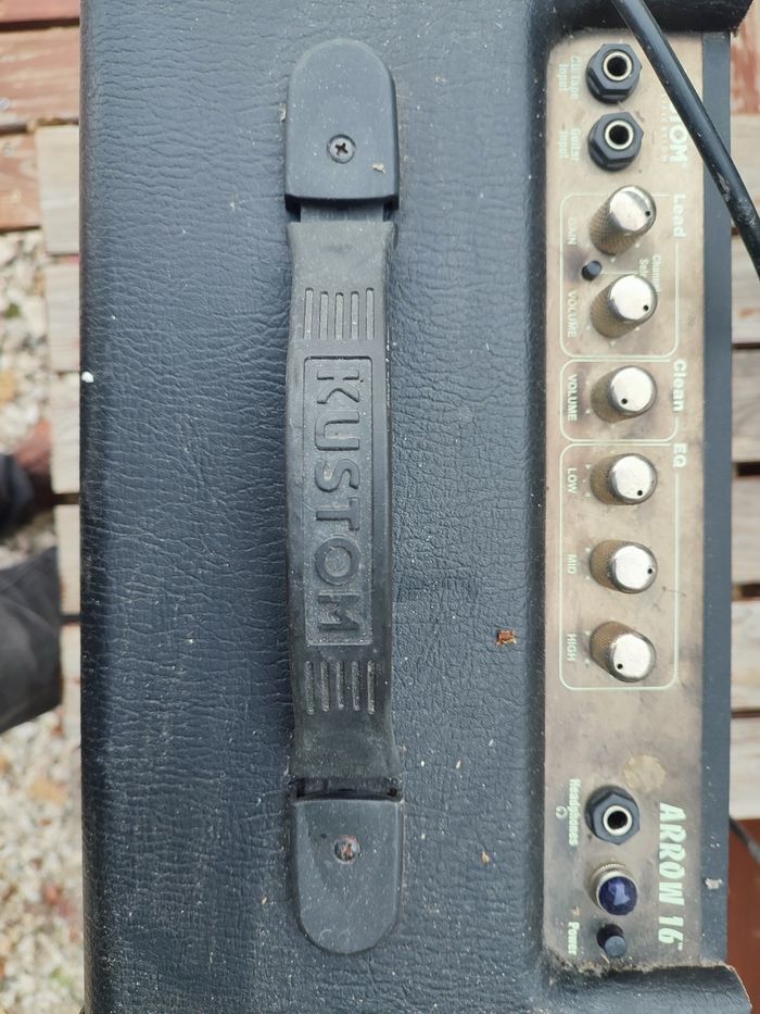 Ampli guitare Kustom - photo numéro 2