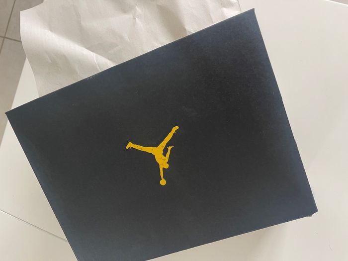 Nike air Jordan 1 low neuve authentiques - photo numéro 4