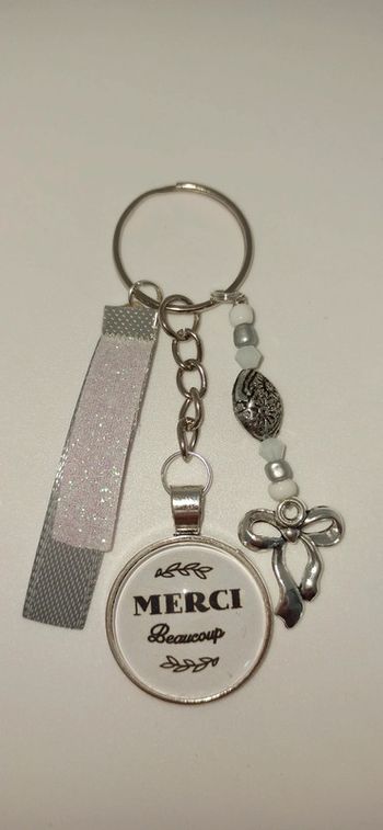 Cadeau merci remerciements, porte clé message bijoux de sac " merci beaucoup "