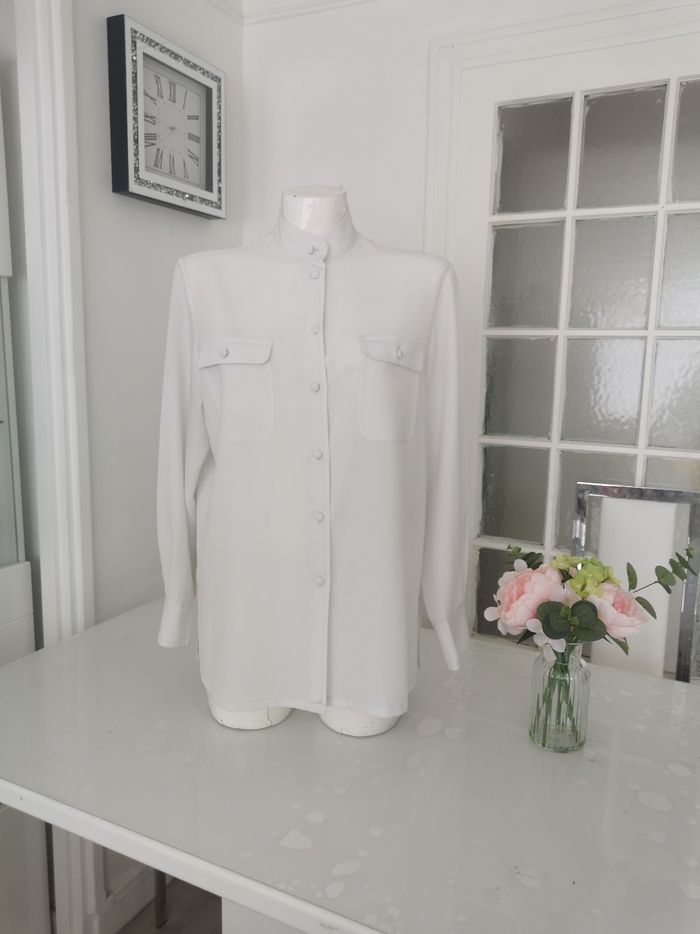 🩷🤍Jolie Chemise Fluide 123 🩷🤍 - photo numéro 2