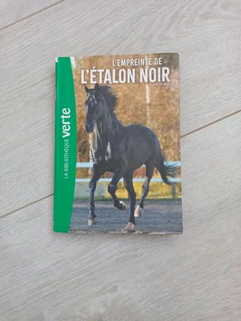 Livre l'empreinte de l'étalon noir