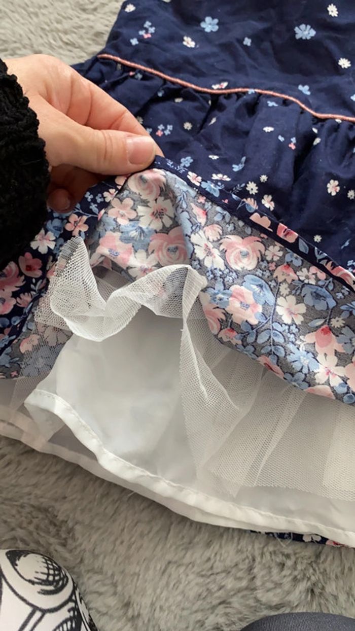 Robe 6/9 mois Primark - photo numéro 3