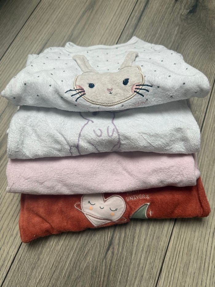 Lot vêtements 6 mois - photo numéro 4