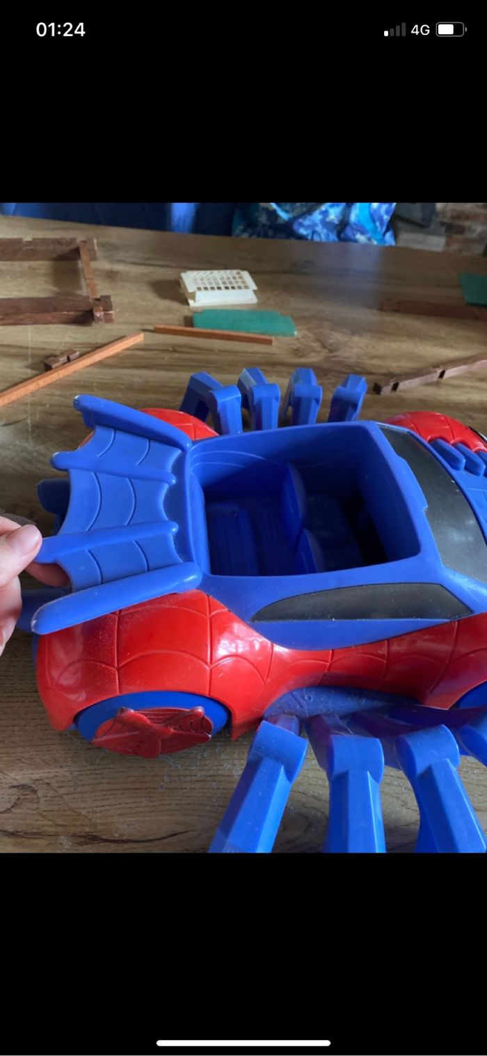 Voiture araignée Spiderman - photo numéro 4