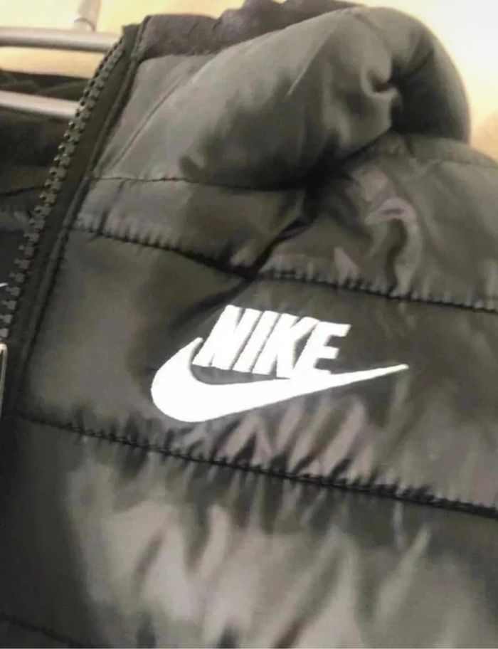 Doudoune à capuche nike - photo numéro 2