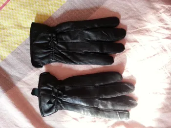 Gants noir en cuir taille M