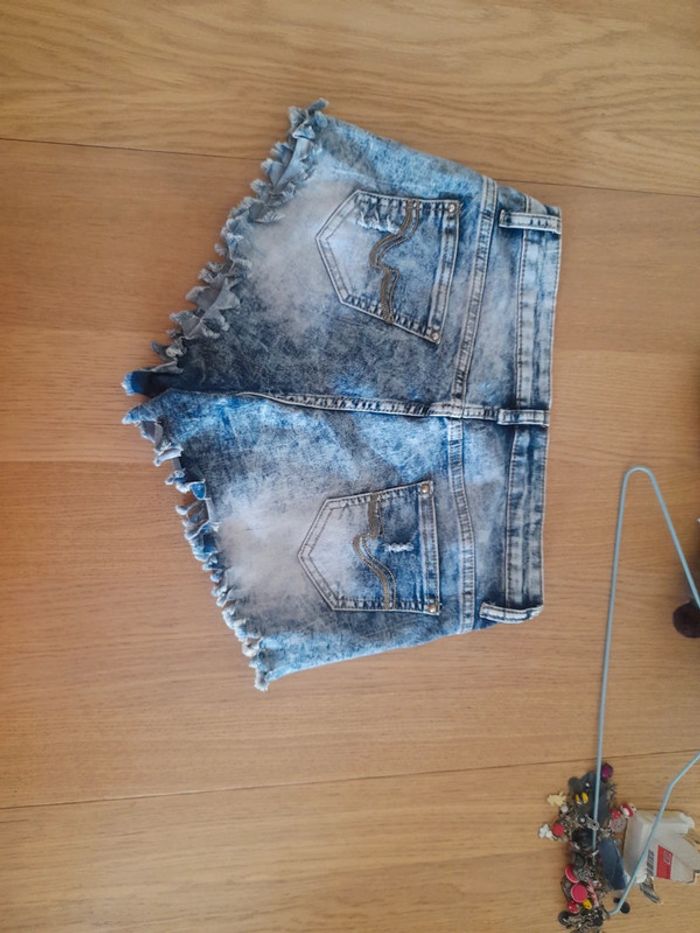 Short jean 38 - photo numéro 6