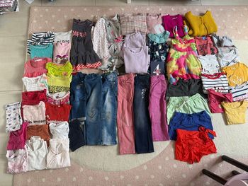 Lot fille 4 ans 48 pièces min