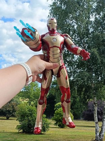 Figurine Iron man - sonic blasting - électronique