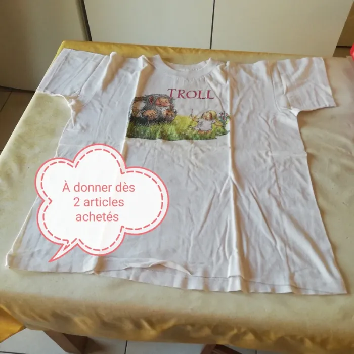 Tee-shirt manches courtes t. M ou 38/40 Norvege