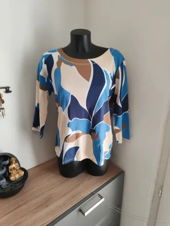 T-shirt taille 46 Armand Thiery