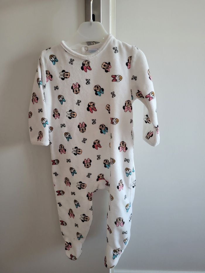 Lot de 9 pyjamas - photo numéro 4
