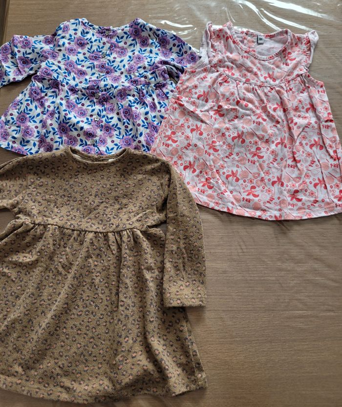 Lot vêtements fille 18 mois - photo numéro 5