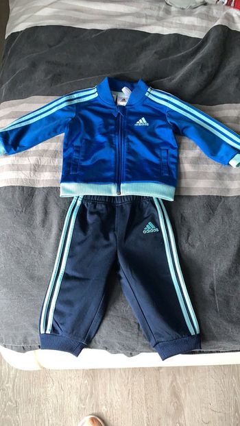 Ensemble adidas
